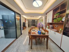 惠州惠城龙丰蓝光雍和园 4室2厅2卫  电梯房 精装修141平米出租房源真实图片