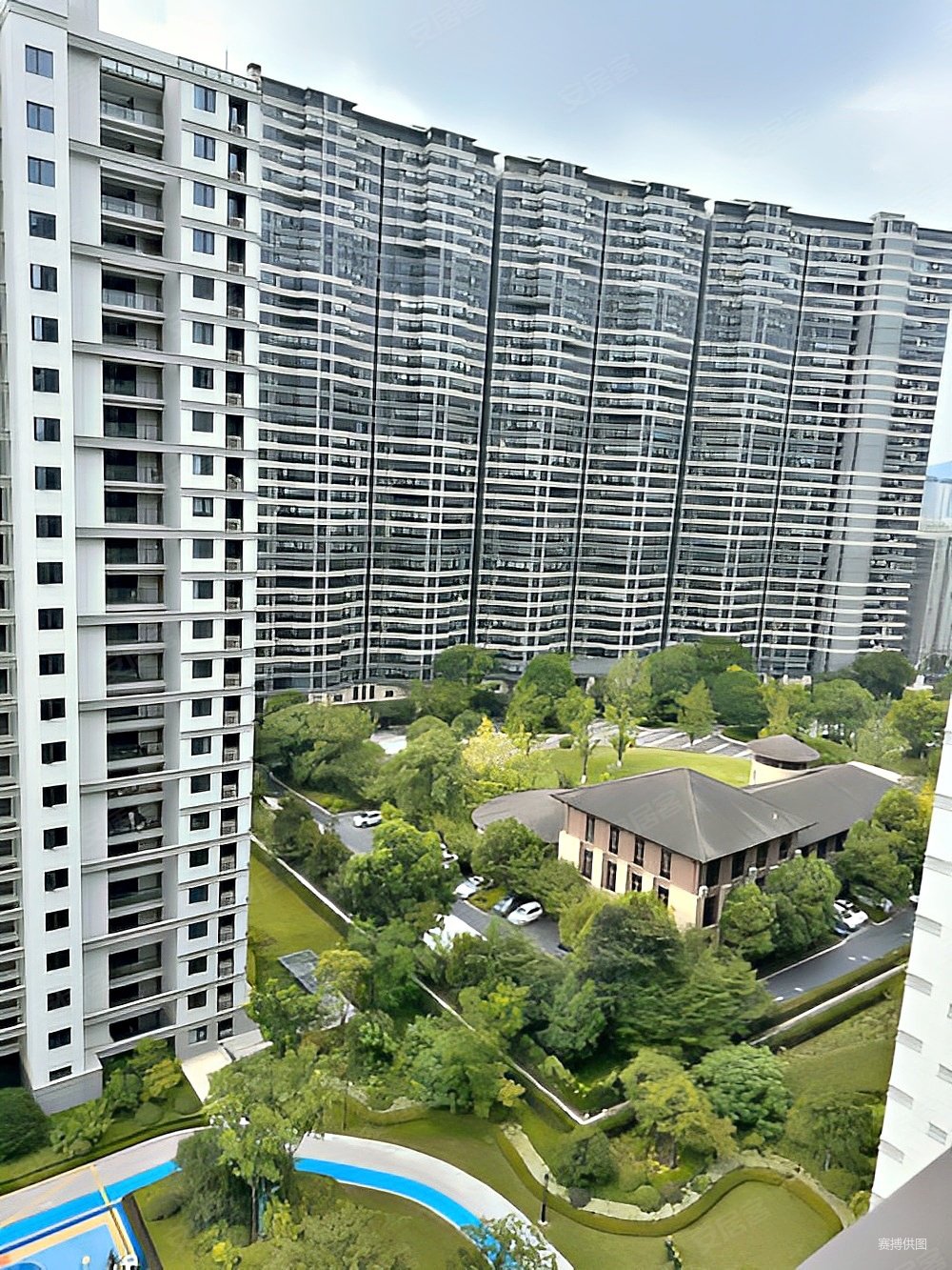 中天万科启宸3室2厅2卫100.32㎡南北165万