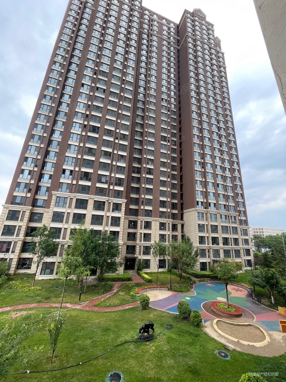 鹏润美墅家3室2厅2卫132㎡南北160万