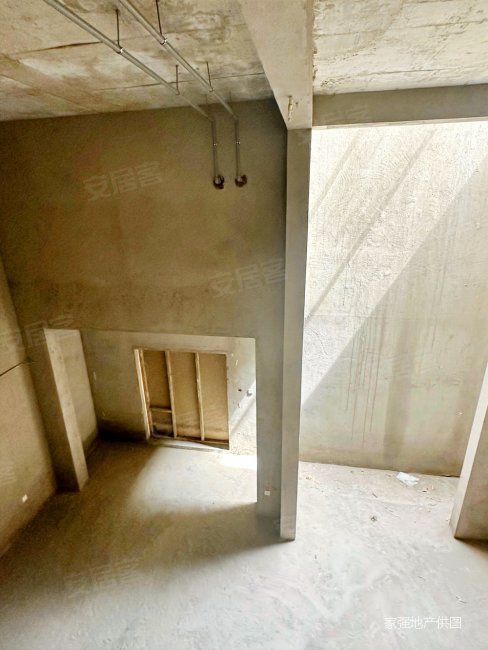 融海公馆联排别墅,上叠带大露台,送北向院子,环境优美南北通透