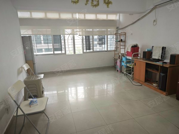 【多图】机电大厦,上梅林租房,孖岭站c出口0距离,超大电梯2房正南