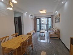 深圳龙岗坪地华润万家 豪华装修两房出租 沃尔玛白石塘 丁山河畔拎包入住出租房源真实图片