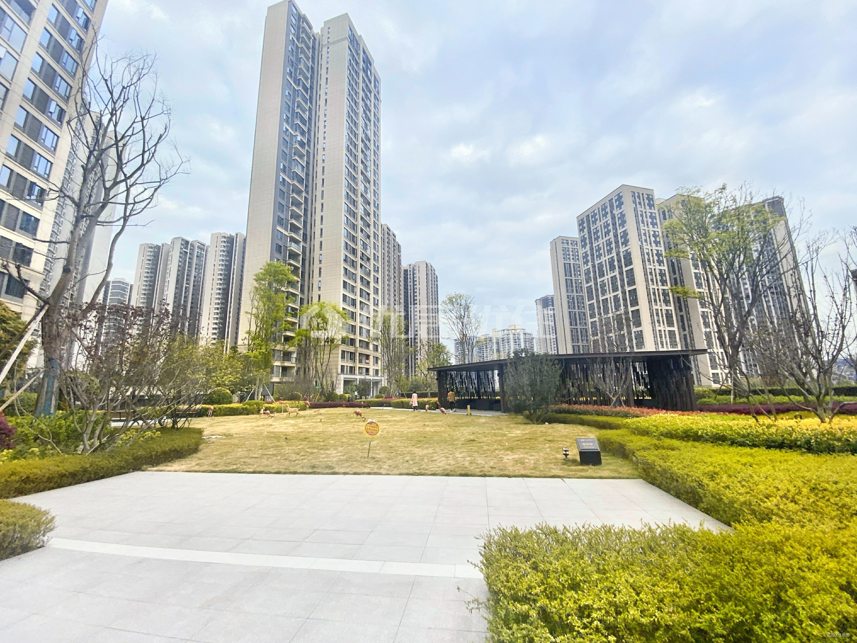重庆房产网>重庆二手房>九龙坡二手房>陈家坪二手房>洺悦国际>