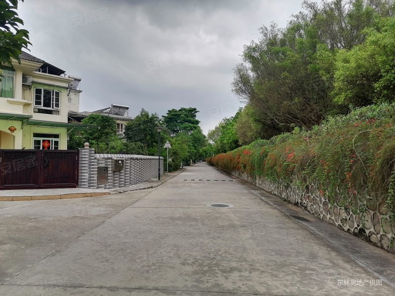 广州房产网>广州二手房>从化二手房>街口中心区二手房>逸泉山庄(别墅)