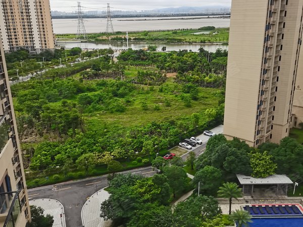 珠海香洲南屏碧桂园华发香洲府碧桂园华发香洲府 4室2厅2卫  电梯房