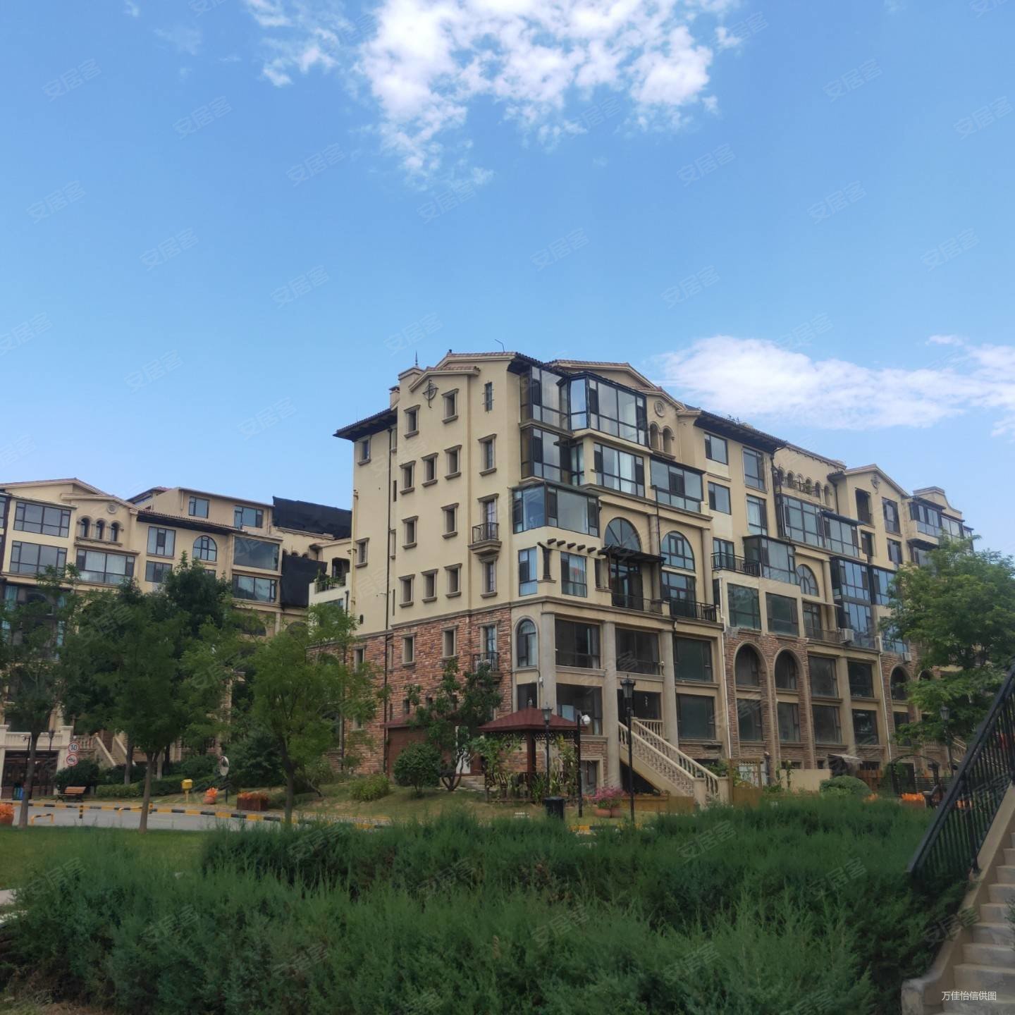 绿地山鼎庄园二手房,358万,4室2厅,4卫,200平米-太原安居客