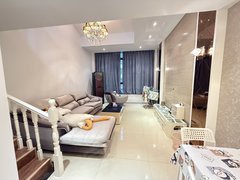 马鞍山雨山雨山实验学校军民路附近好房出租 复式 适合小姑娘出租房源真实图片