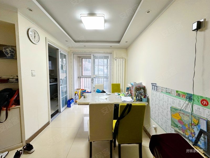 红山圣都(9-18号楼)3室2厅2卫148㎡南北410万