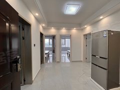 周口川汇中原商贸城乾和家园 文昌万达 男生 女生 合租主卧 有独立卫 家具齐全出租房源真实图片