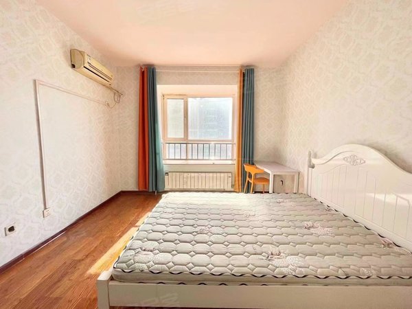 济南历下康虹路贤文花园(南区)特价精装小公寓 可短租可房补 邻近万达