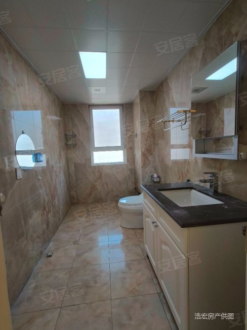 府东东区,中心位置,洋房,南北通透,宏润花园北区(龙口)二手房,85万,2