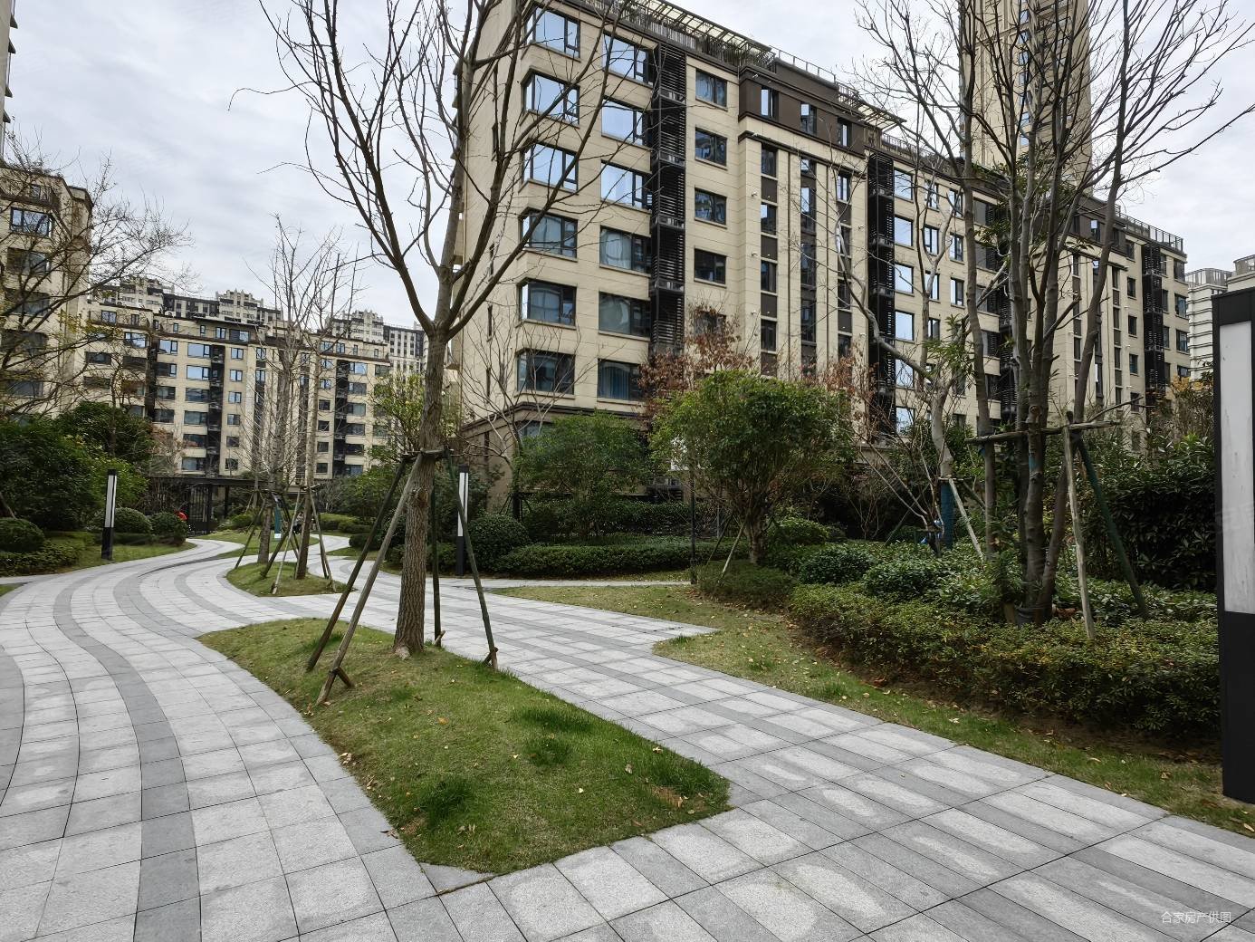 洋房双阳台全新精装未住万象华府品质小区