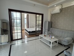 平湖平湖市区市区万联公馆 万联城楼上 新城区主心骨 出行购物吃饭 都是走路哦出租房源真实图片