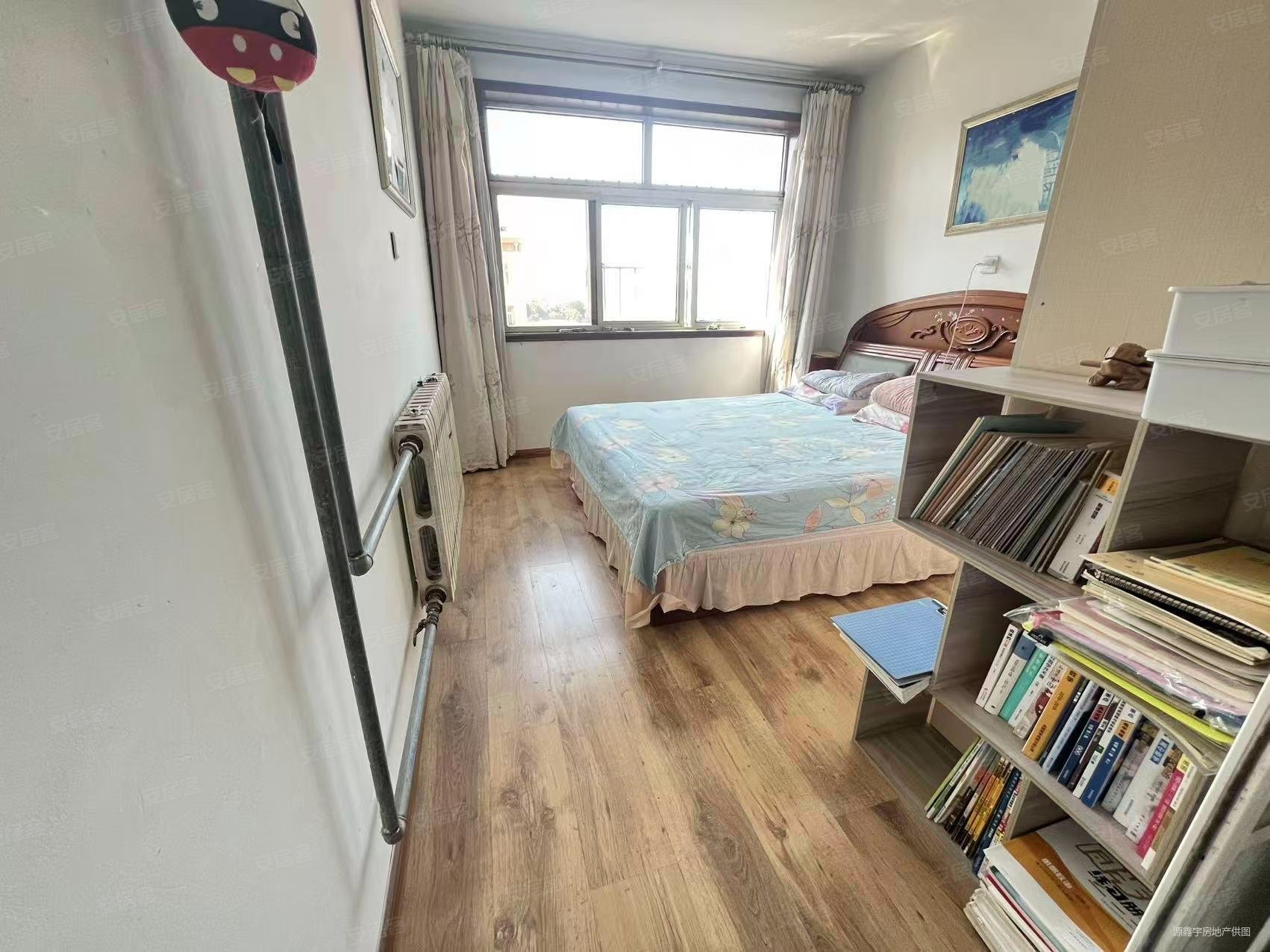 西山花苑2室1厅1卫61㎡南北56万