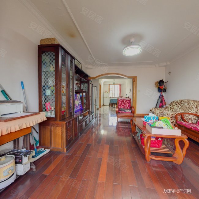 祥和花苑带70平大阁楼,带车库,已签加装电梯,急售