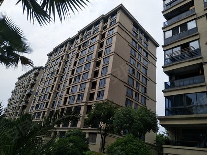 滨江稽山翡翠园(商住楼)