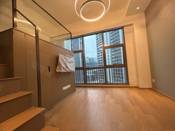 深圳龙岗大运仁恒梦公园仁恒梦公园全新复式公寓可以配齐可空房出租