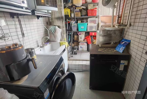 合生帝景国际 3 房  121方 繁华地段 交通便利