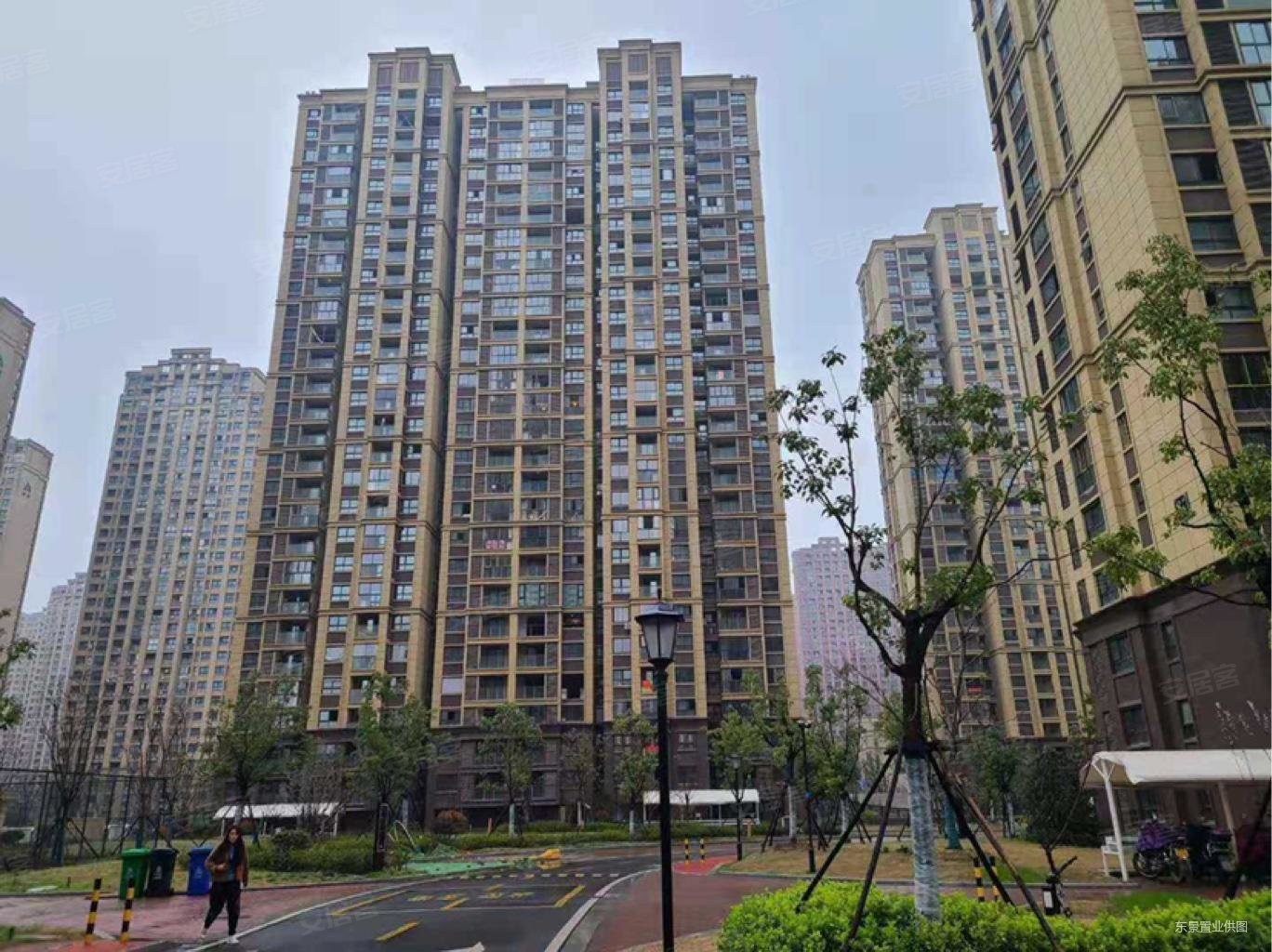 研创园板块滨江桂园总价低三室精装修随时看房诚心卖