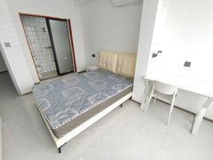 嘉兴平湖平湖市区北墅花园 单间独卫 押一付一 近妇幼保健院 学校  服装城出租房源真实图片