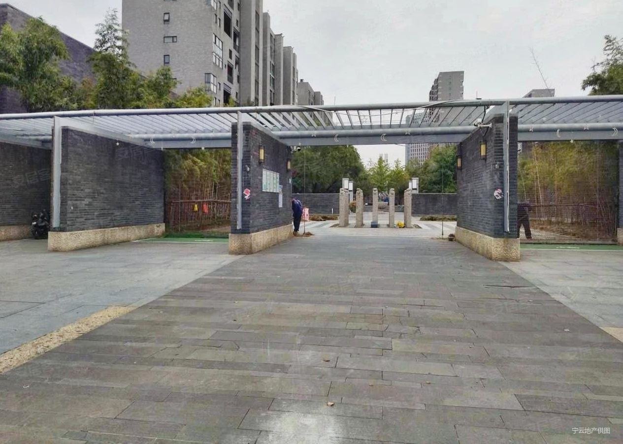 南京房产网>南京二手房>江宁二手房>百家湖二手房>中航樾府>