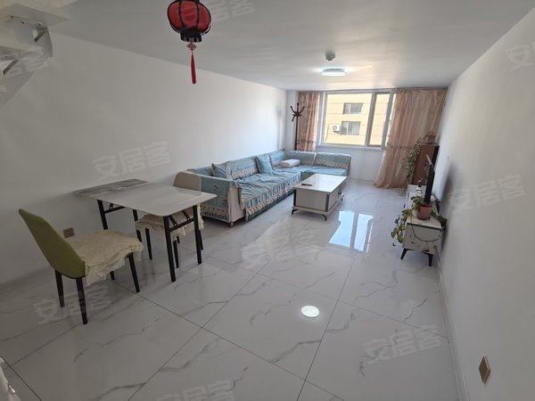 长春朝阳前进广场康达小区康达小区 押一付一可短租 拎包入住 交通便捷 附近还有房源出租房源真实图片