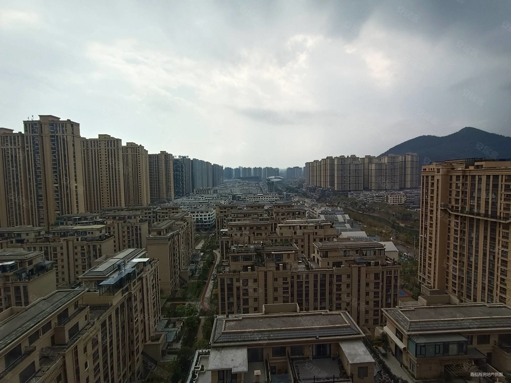 黔西南房产网>黔西南二手房>兴义二手房>桔山片区二手房>飞洋华府龙岸