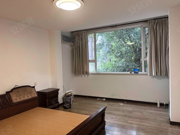 重庆渝北新牌坊锦绣山庄(别墅)独栋 可停多部车 观音桥旁  居家办公