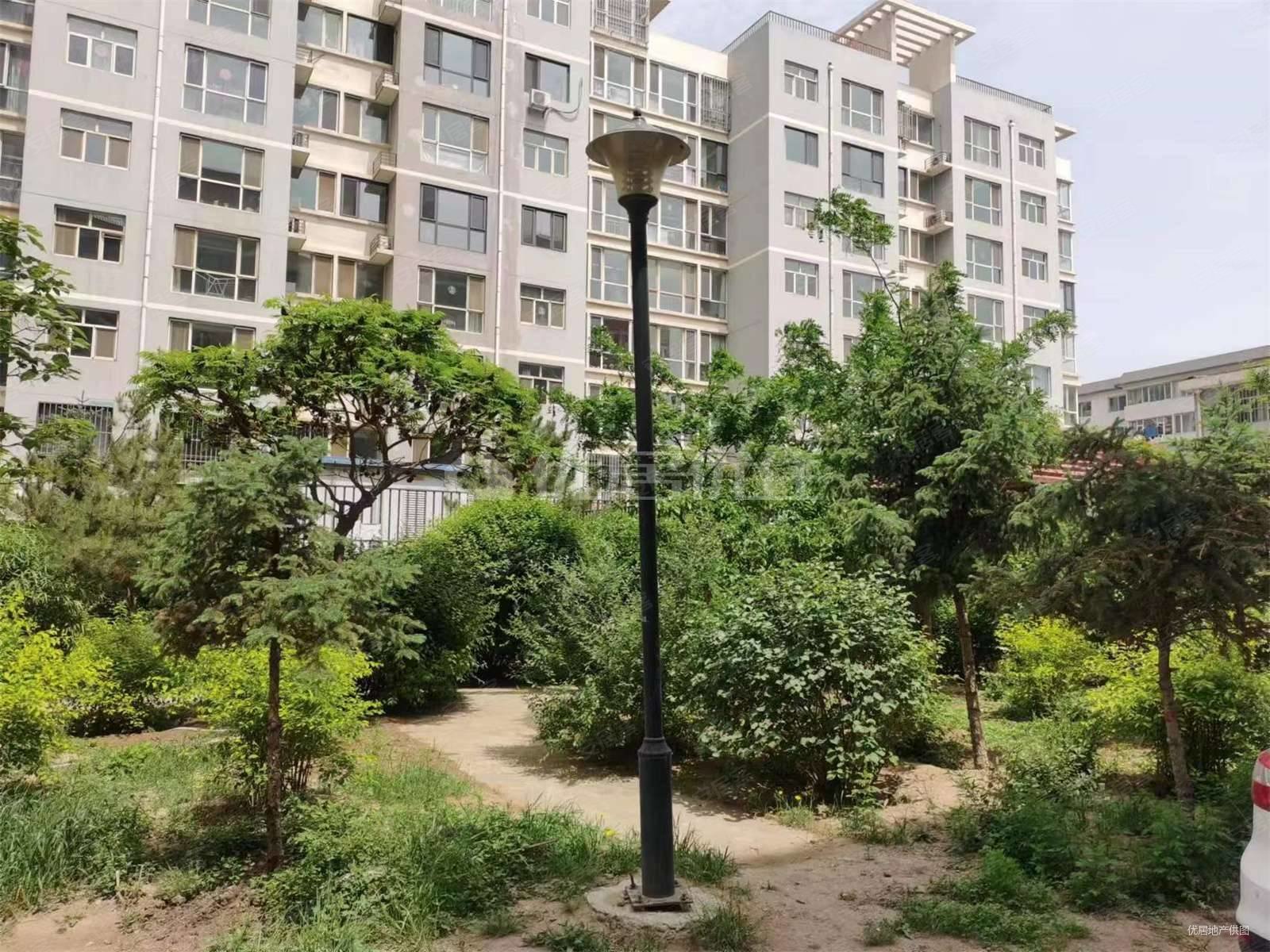 钰景花园3室2厅2卫125㎡南北125万