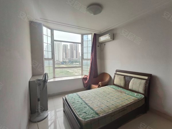 广州增城新塘富丽苑(增城)富丽苑电梯三房出租 有地下车库 可做宿舍