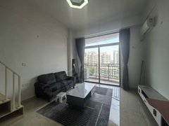 东莞黄江天虹棕榈泉六期星光天地 1室1厅1卫  电梯房 46平米出租房源真实图片