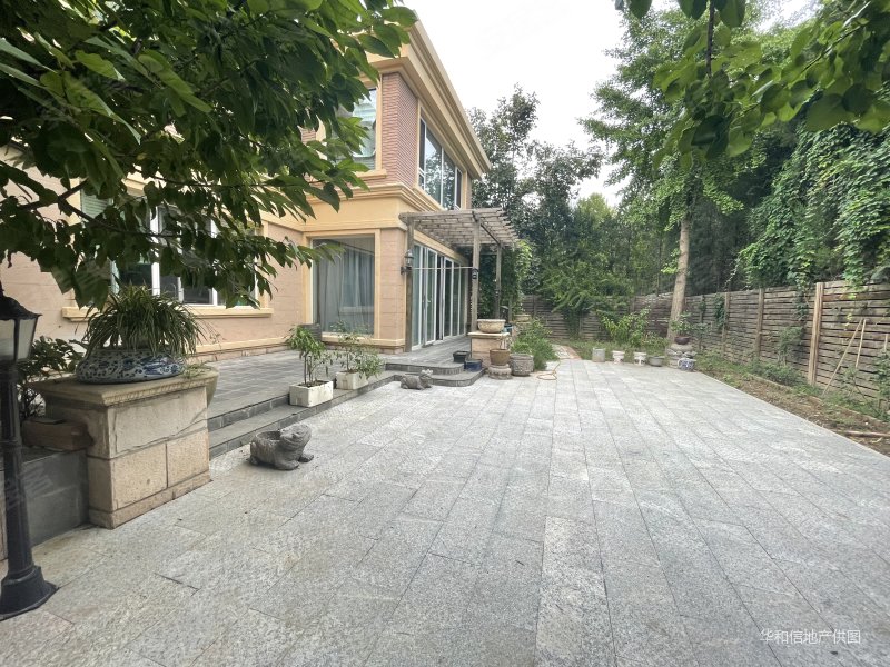 北京房产网>北京二手房>朝阳二手房>来广营二手房>大湖山庄>800_600