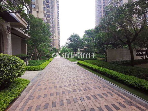 龙光玖珑府,10 1商业大道租房,玖珑府地铁口 配齐三房,江南租房-南宁