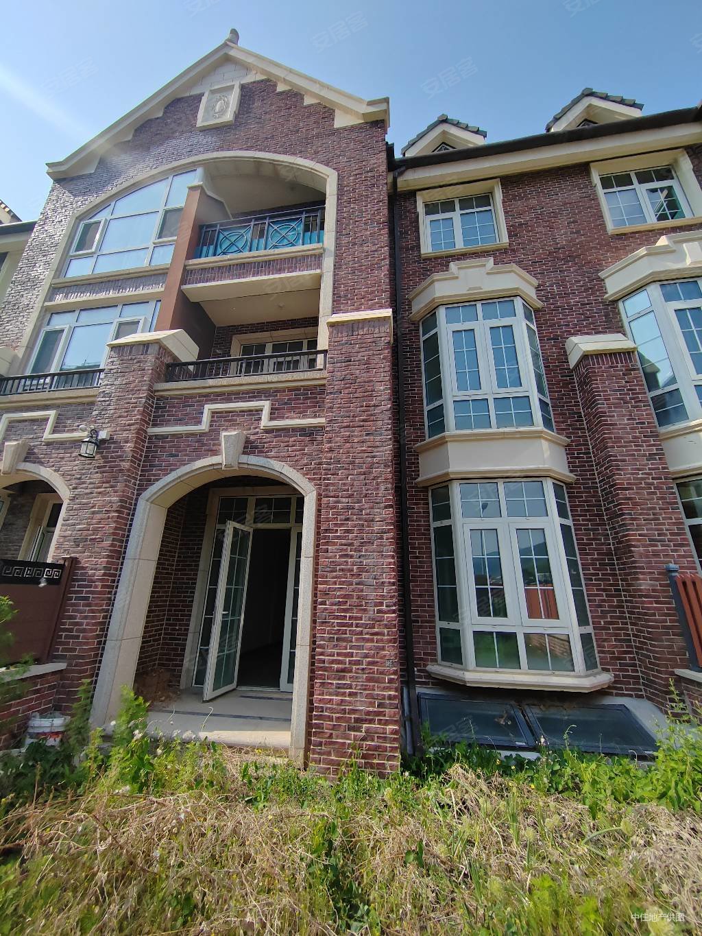 大华紫郡(二区别墅)4室2厅4卫240㎡南北1150万