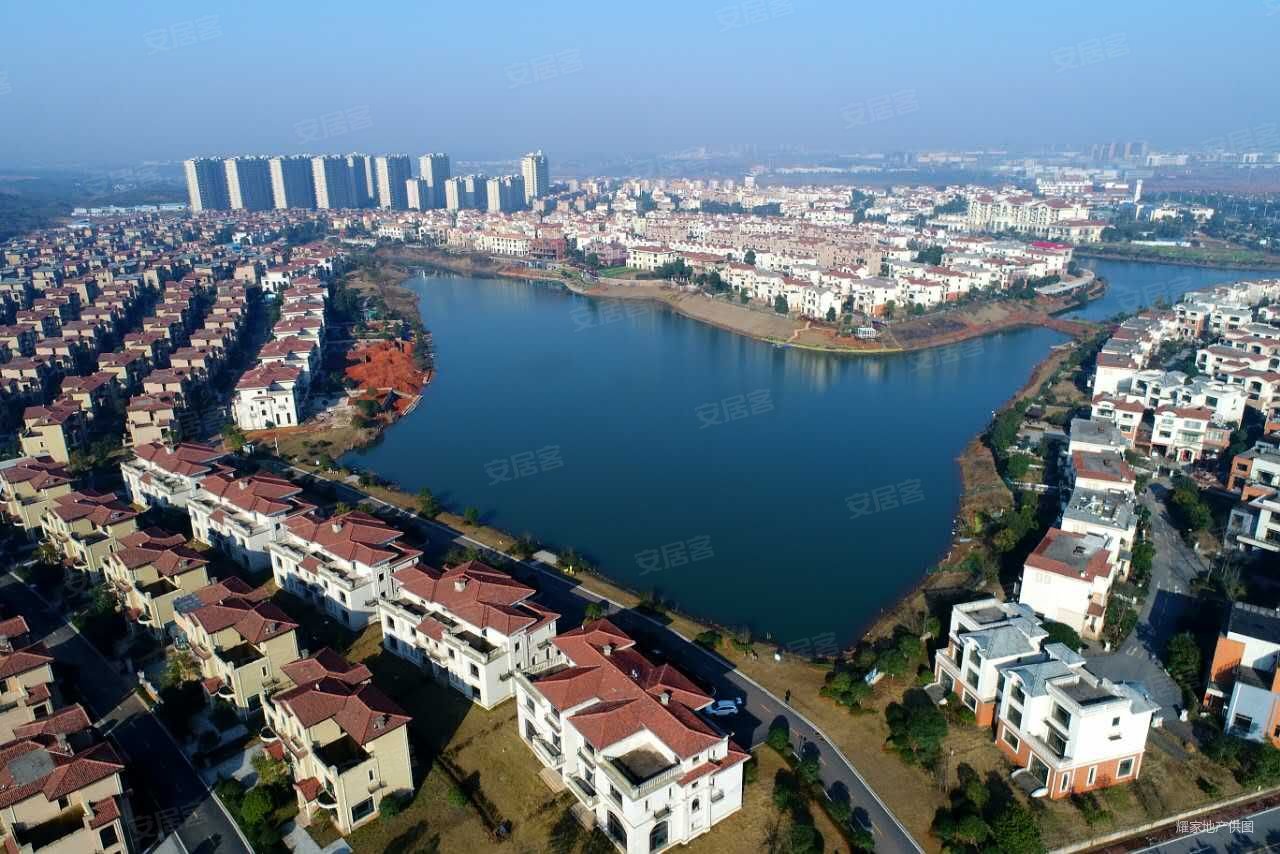 碧桂园山湖城精致带装修小高层三房几乎全新低价出售