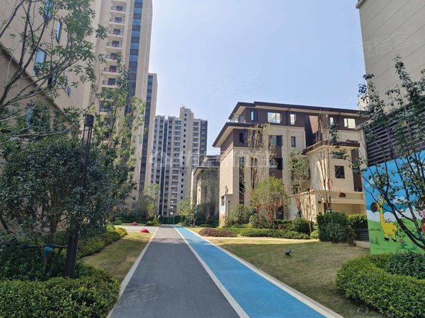 固始碧桂园(新六大街)低价出租 北湖风景区 碧桂园小区 精装三房双