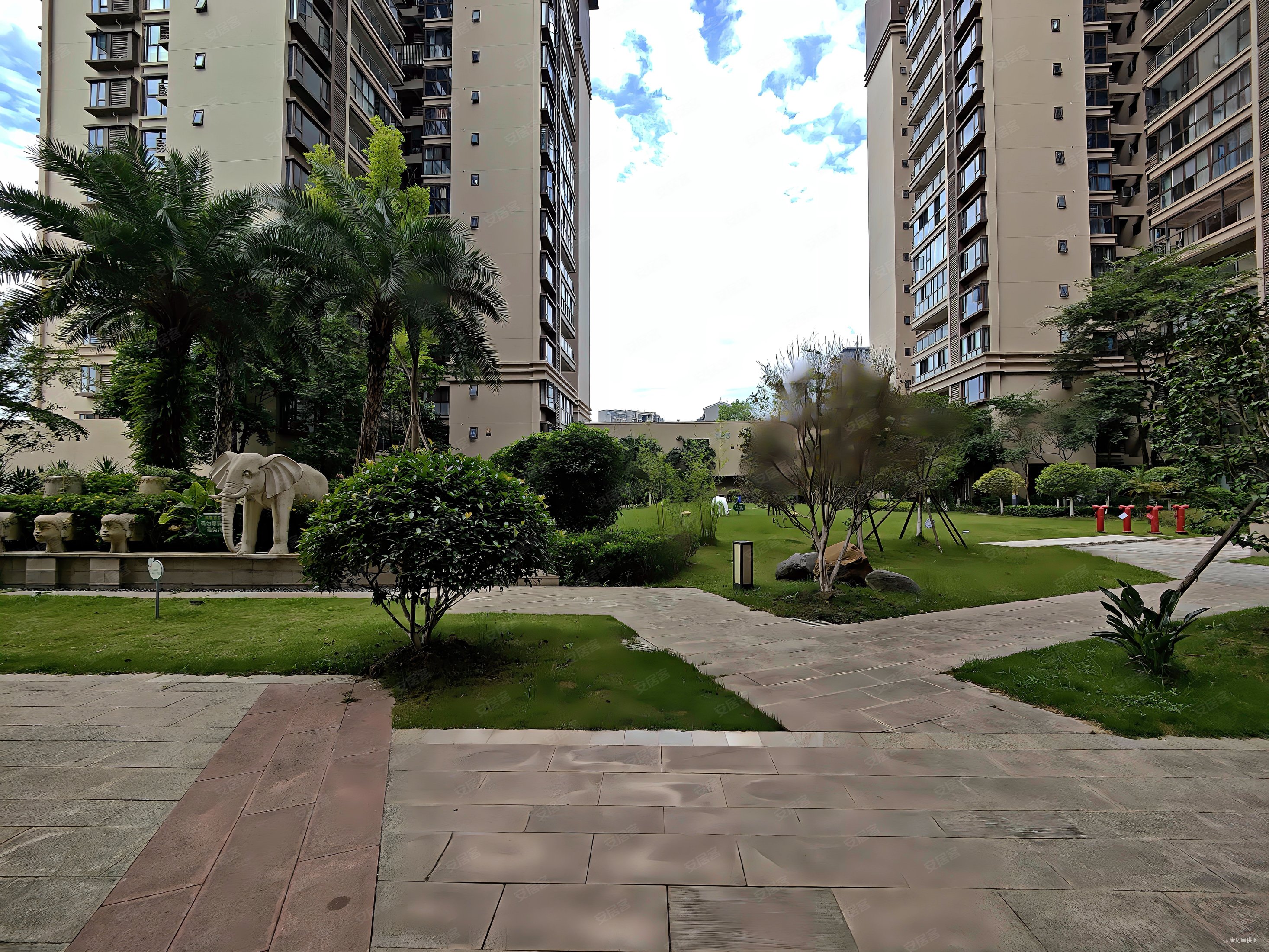 新津城区 精致四房 高楼层视野无遮挡 送产权车位 商品房,雍景苑二手