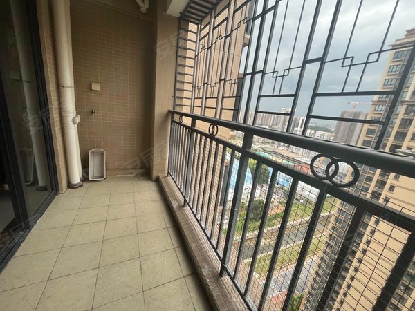 广州增城永和南山丰景花园(二期)南山丰景大四房出租,免物业,免停车