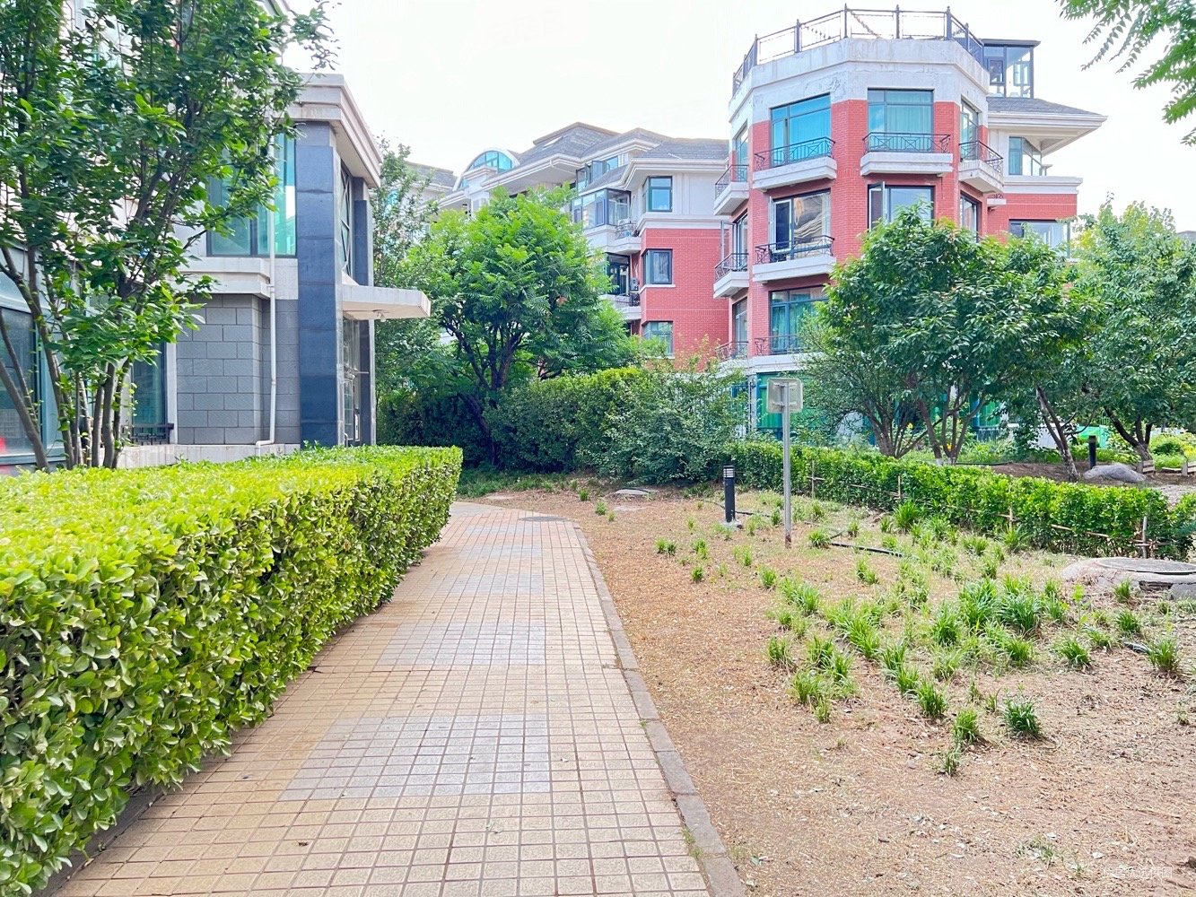 星岛嘉园3室2厅2卫161.3㎡南北820万