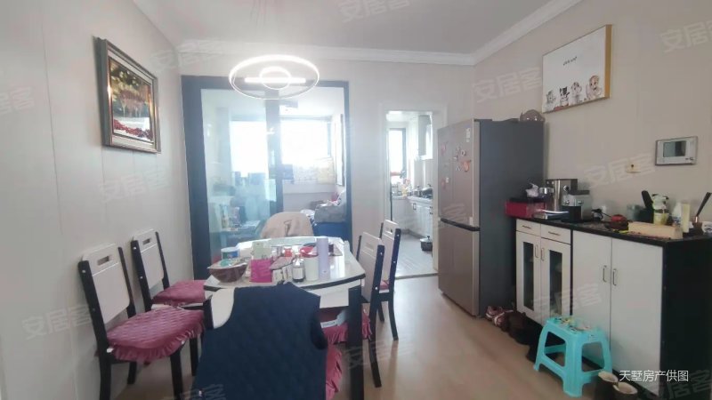 华亭公寓东边套,花园300平方,南北通透,看房方便