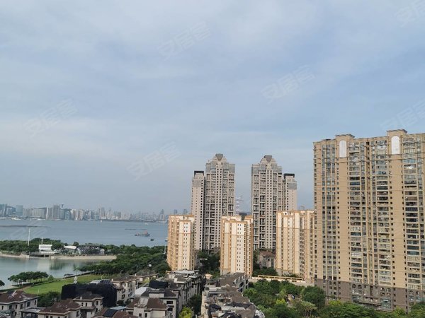 厦门海沧未来海岸片区禹洲尊海(公寓住宅)禹洲尊海三房,海景全套设备