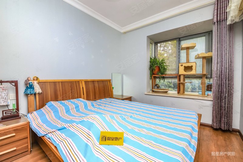 降价急售 蓝波湾 精装修三室 95万全新家电家具 通透 可谈,富地蓝泊湾