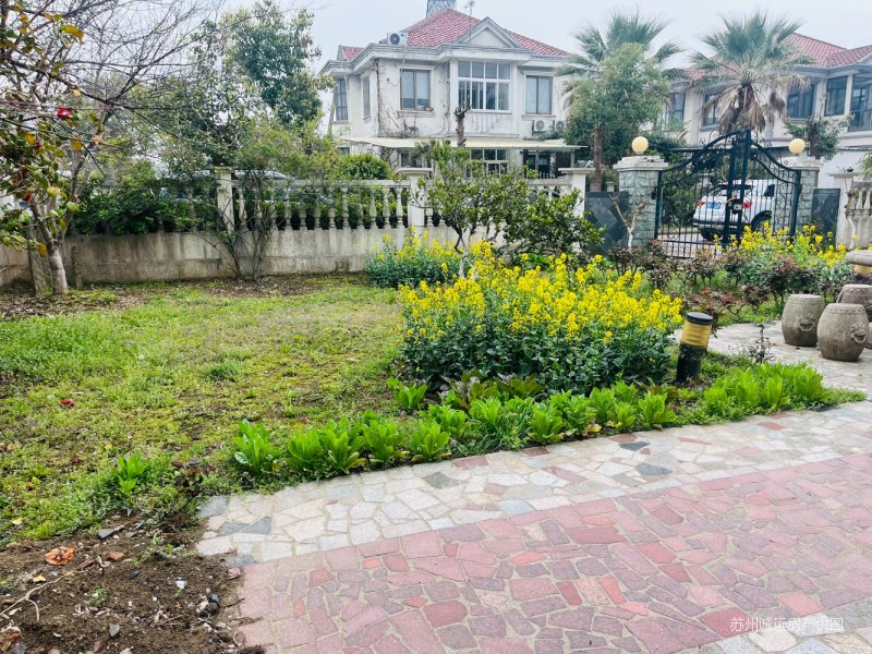 鸿运花园独栋别墅花园550平土地方正诚心出售