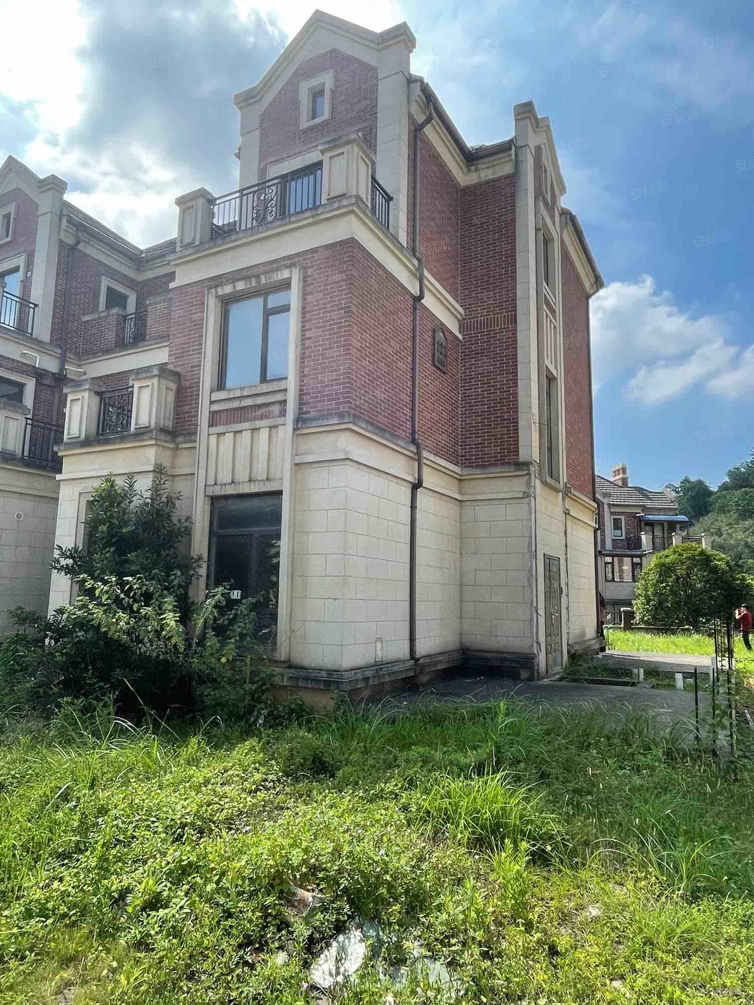 保利半山国际兰乔圣菲别墅