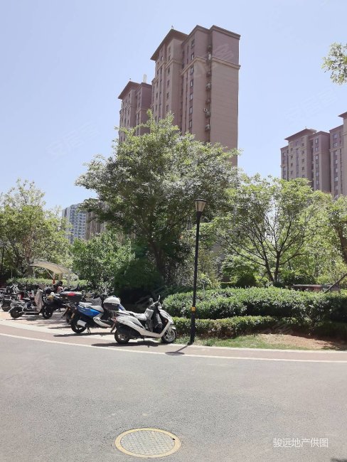 雪山小高,中高楼层,毛坯130平180万,可聊,中新锦绣天地中苑四区南区a3