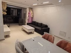 嘉兴平湖平湖市区服装城附近金色华庭对面汇景幸福里豪华装修拎包入住，压一付一，出租房源真实图片