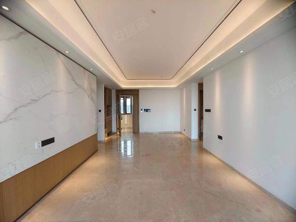 广州天河天河公园天麟府臻林天麟府臻林 3室2厅2卫 精装修 电梯房