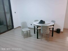 瑞安飞云瑞南大道金茂悦三室,精装修,家具齐全,拎包入住,带阳台年租2.5万出租房源真实图片