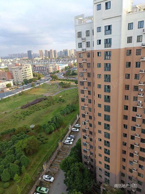 碧水兰庭,业主婚房两室,双阳台,中央空调,随时联系,急售可谈