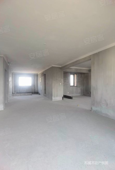 悦华府154平235万车位看房有钥匙